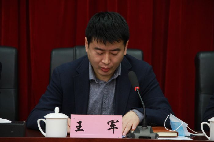 市国贸集团传达学习市第六次党代会暨市“两会”精神 (4).jpg